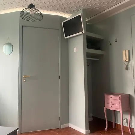 Apartman Otelito *
